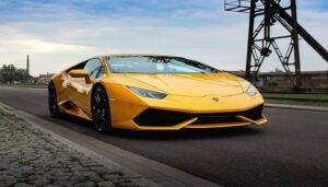 Lamborghini piano elettrificazione