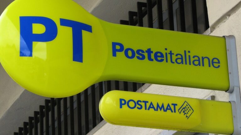 Postepay a rischio per mano di un tentativo di phishing, il messaggio