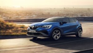 Renault Captur Hybrid E-Tech 145 RS Line