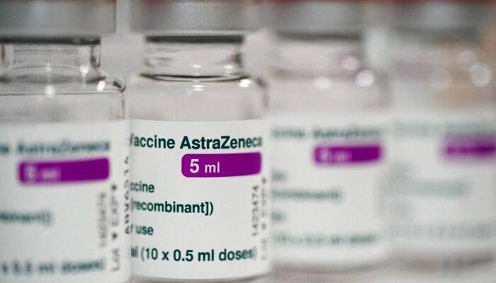 astrazeneca-effetti-collaterali-giovani