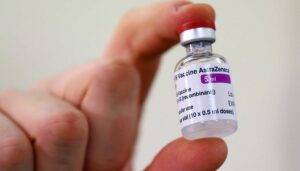 astrazeneca-sospeso-vaccino-morto