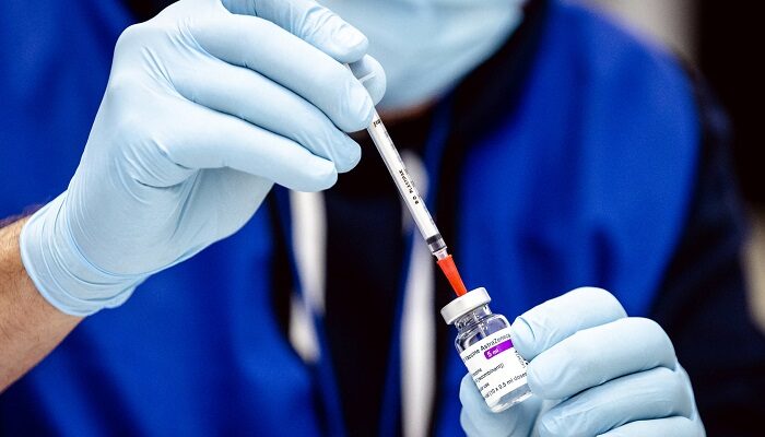 astrazeneca-uso-vaccino-volontari