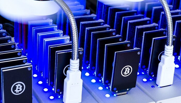 bitcoin-colpiti-minatori-criptovalute