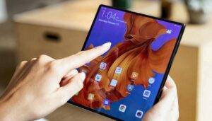 huawei-samsung-smartphone-pieghevole
