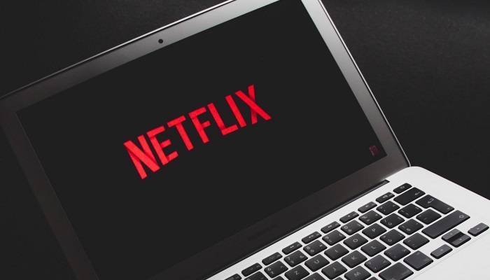 Netflix starebbe pensando a qualcosa di inaspettato: un social network