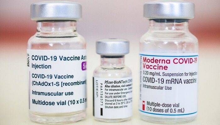 pfizer-astrazeneca-opinione-vaccini-italia