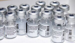 pfizer-attacco-russo-vaccino