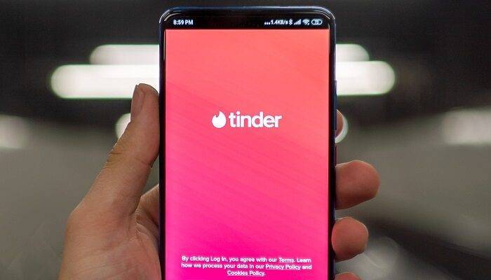 tinder-estate-amori-folli-previsione