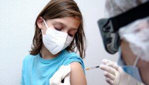 vaccini-covid-19-giovani-efficacia