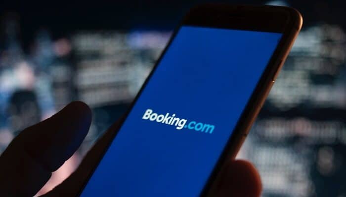 Booking.com evasione IVA 150 milioni di euro