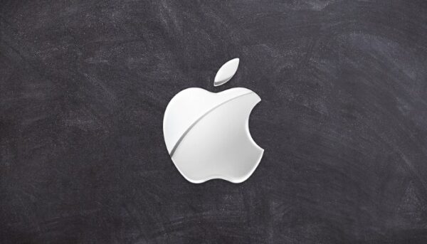 iPhone 14 display sottili