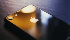 apple-milioni-foto-intime-ragazza