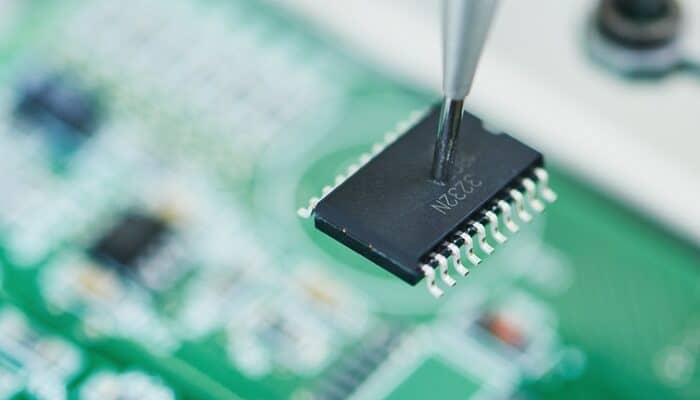 carenza-di-chip-intel-anni