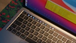 macbook-pro-2021-display-mini-led-chip-m1x