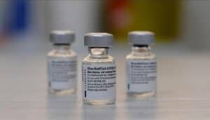 pfizer-dopo-astrazeneca-rischi-benefici