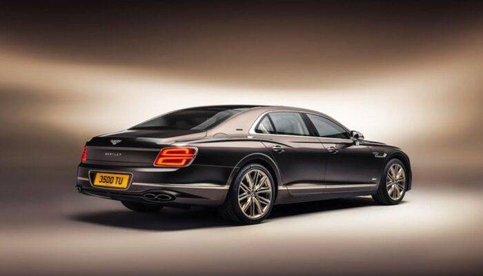 bentley Flying Spur Hybrid Odyssean