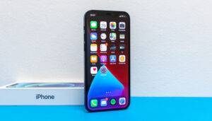 iphone-13-pro-fotocamera-smartphone-pronta-a-stupire