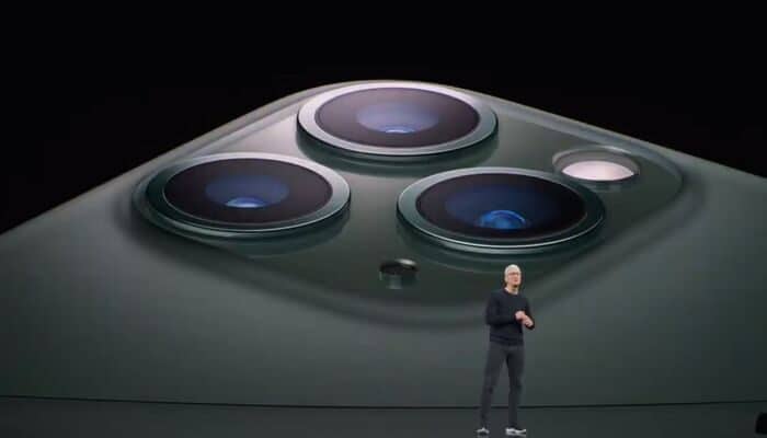 iphone-13-smartphone-apple-supportare-ricarica-wireless-inversa