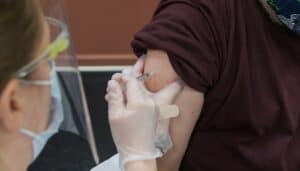 vaccini-dosi-rischio-consegne
