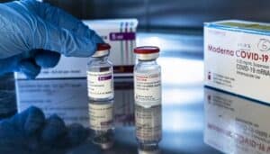 vaccini-covid-mischiare-dosi