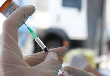 Covid, Pfizer: su 100 mila dosi 13 reazioni gravi, arriva il vaccino per i giovanissimi