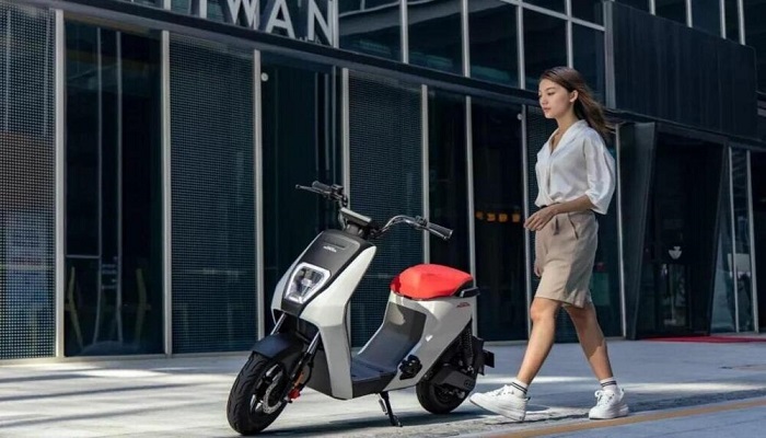 Honda U-be scooter elettrico