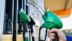 Benzina e diesel in aumento: i prezzi per gli italiani ai massimi storici