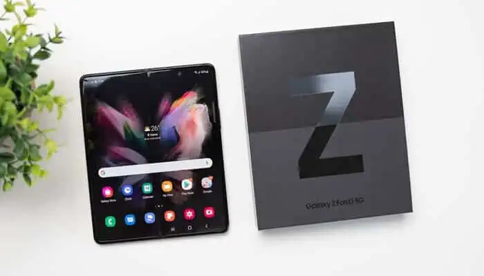 Galaxy Z Fold3: il device pieghevole di Samsung è difficile da riparare