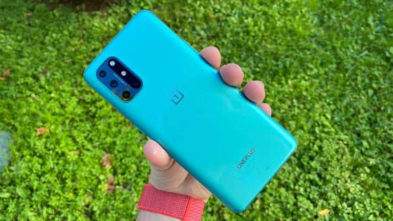 OnePlus 8T permette ora di registrare le chiamate