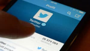twitter-selettivo-verifica-account-piattaforma