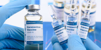 Pfizer e vaccini: si parte con la terza dose, ecco chi saranno i primi ad averla