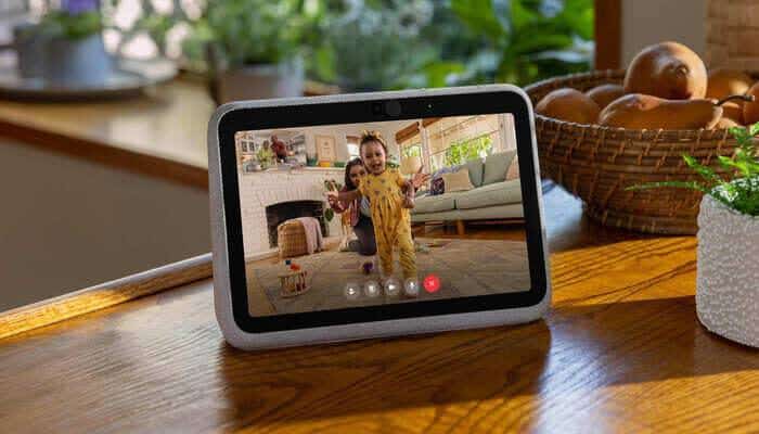 facebook-portal-go-nuovo-display-intelligente-sfida-amazon-google