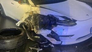 tesla-incidente-autopilota-scontro