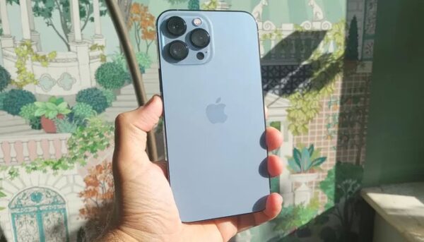 iphone-13-nuovo-bug-ricarica