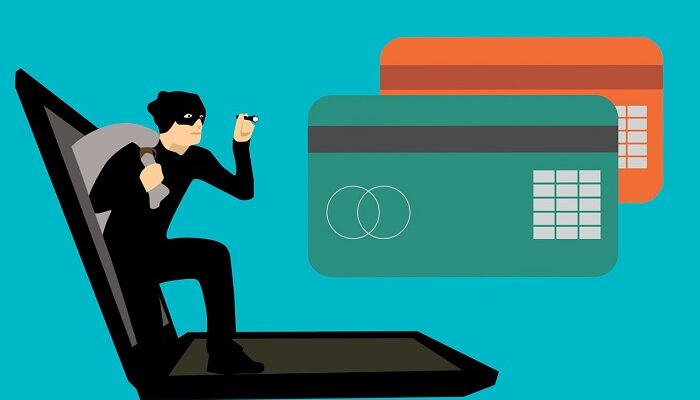 Intesa Sanpaolo e Poste: la nuova truffa phishing ruba soldi dai conti 