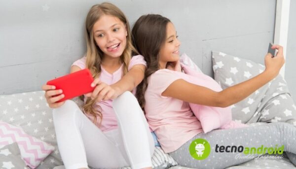 app-pericolose-denuncia-5rights-pericolo-bambini-minori