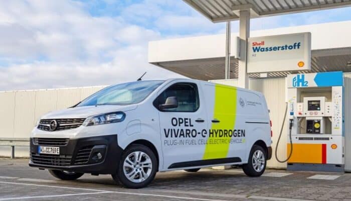 Opel-Vivaro-e-HYDROGEN