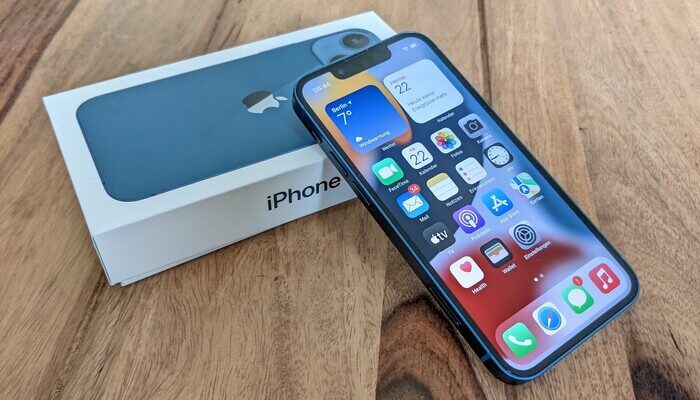 apple-informa-fornitori-richiesta-iphone-13-in-calo
