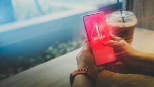 insoliti-SMS-malware-Brata