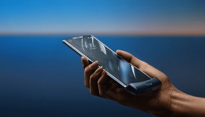 motorola-razr-prossimo-pieghevole-battere-device-samsung