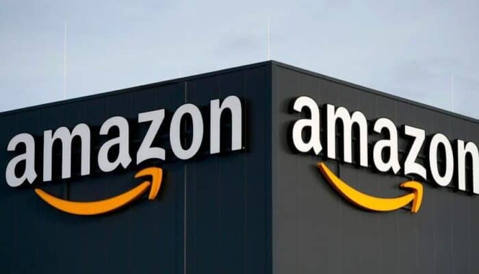 Amazon: battuta Unieuro, prezzi impazziti su smartphone e PC al 70%