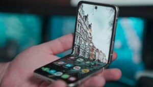 samsung-scommessa-galaxy-flip