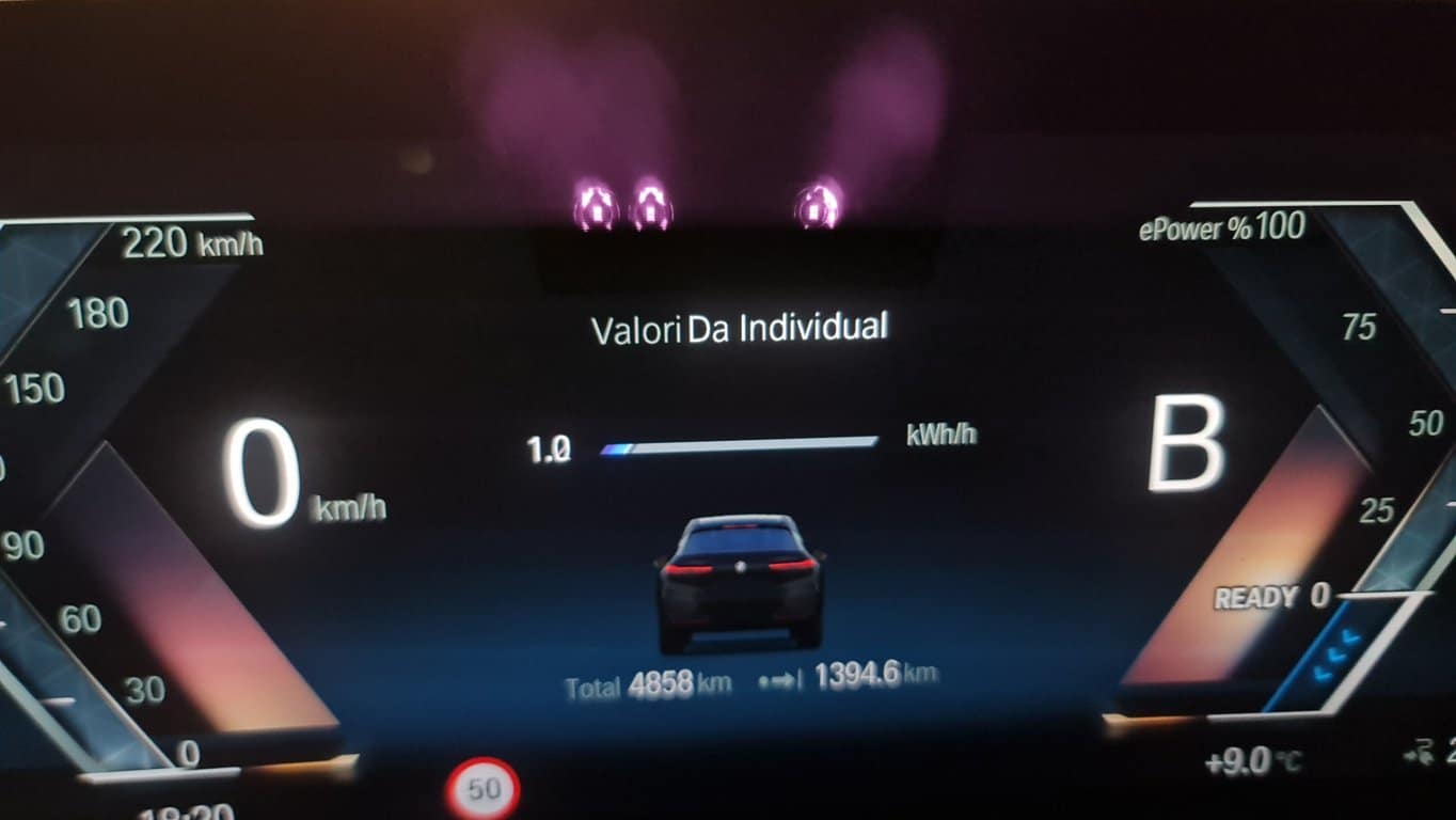 BMWiX (26)
