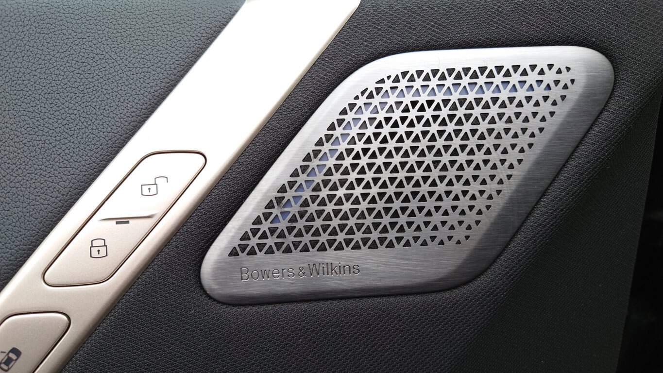 BMWiX (40)