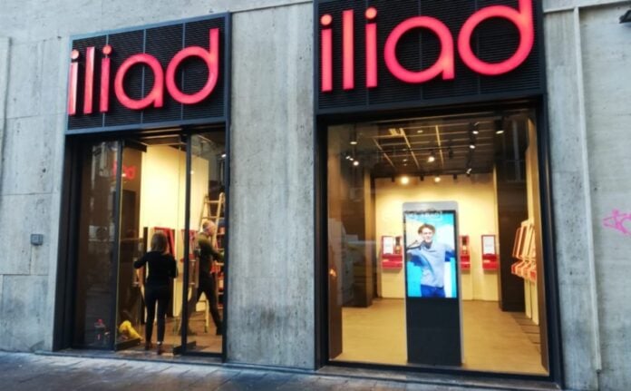 Iliad: tornano i problemi con il Codacons, scarsa trasparenza sulla fibra