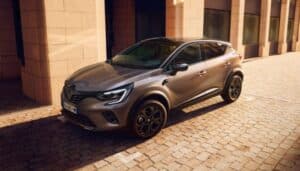 Renault-Captur-Rive-Gauche-ufficiale-Italia