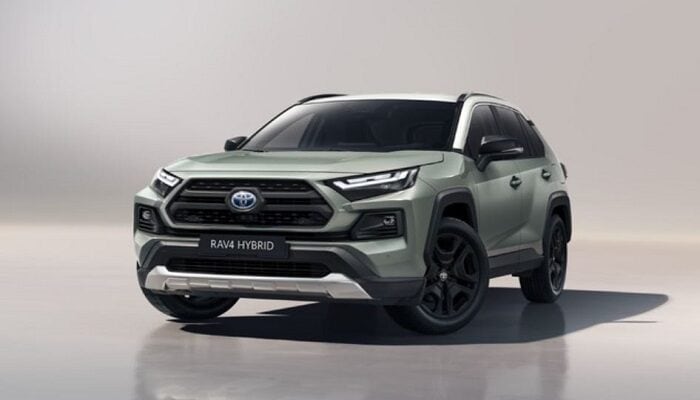 Toyota-RAV4-Adventure-ufficiale-in-Italia