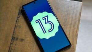 android-13-consentira-eseguire-macchine-virtuali-windows-linux