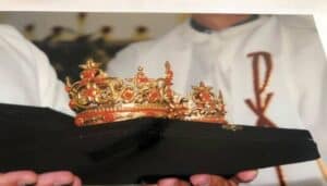 the crown furto