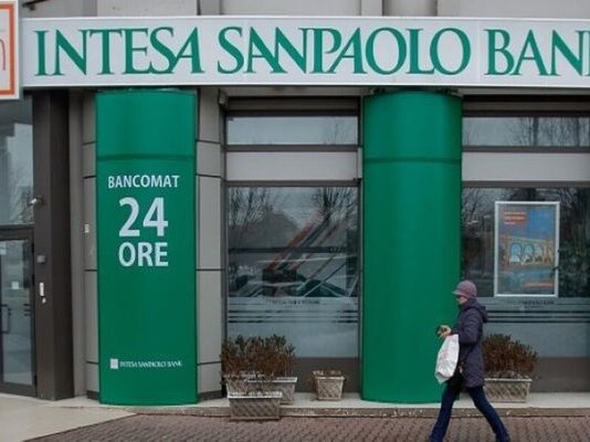 Banco di Napoli: Intesa Sanpaolo truffata, carte svuotate con questo messaggio